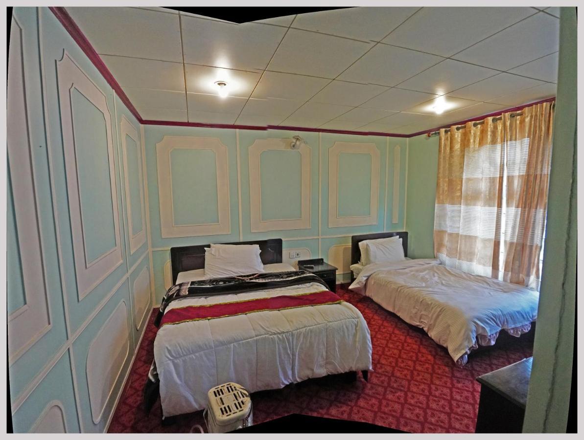Hotel Dewanekhas Skardu Luaran gambar