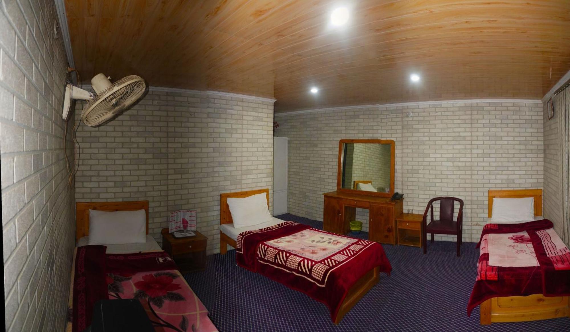 Hotel Dewanekhas Skardu Luaran gambar