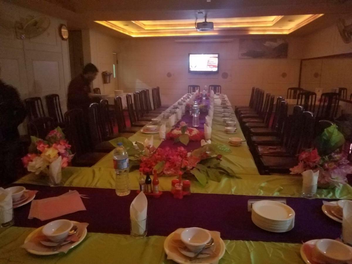 Hotel Dewanekhas Skardu Luaran gambar