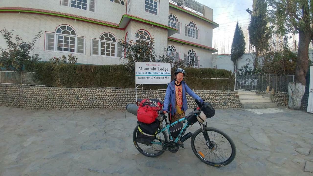 Hotel Dewanekhas Skardu Luaran gambar