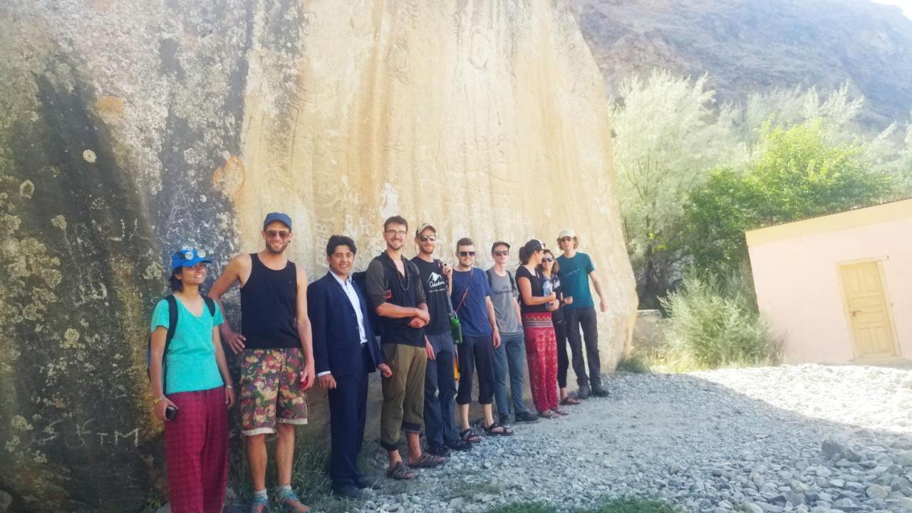 Hotel Dewanekhas Skardu Luaran gambar